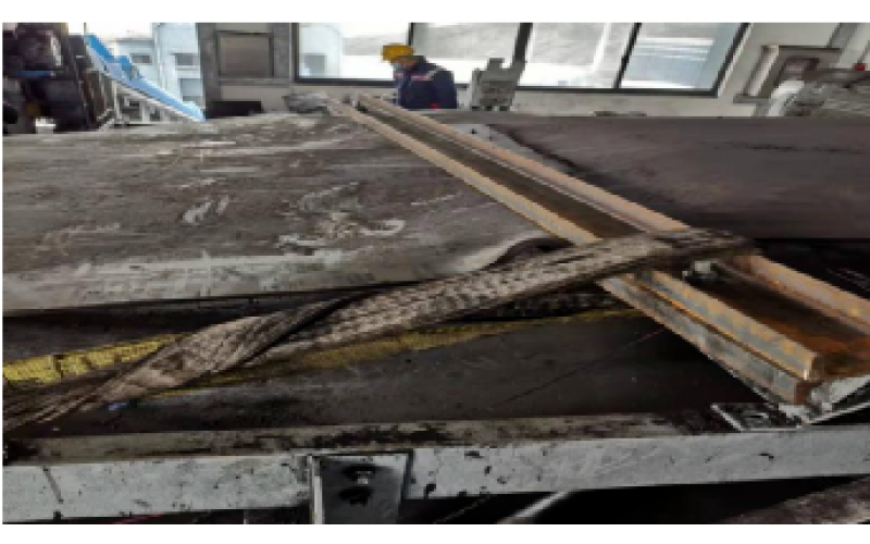 KWZK爱游戏网页版注册(中国区)官方网站钢丝输送带硫化机胶接工艺流程分享